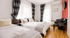 Villa Dudan LakeView Terrace & Parking available - Image 2