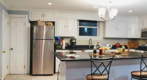 -No1- Sunny Room in a House - 6 min to Babson College & 4 min to I-95-I90-Route 9 at Needham Boston - Image 3