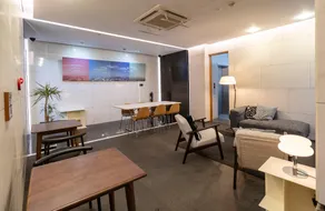 Seoul Hotel ShinShin Myeongdong - Image 4