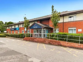 Travelodge Manchester Birch M62 Eastbound - Image 4