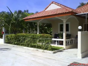 Welcome Inn Villa Chalong - Image 2