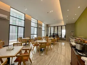 NAGA Frontier Suite Hotel - Image 4