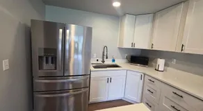 2 Bedroom with King Suite, Large Space, Pet Friendly, Steps from Downtown Jolie - Image 4