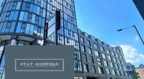 Spacious City Centre 2 bedroom apartment - Image 2