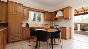 Country Villa Verde - 2Floor Family Home - Image 2