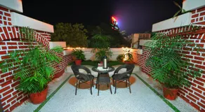 Hotel Surabhi Regency - Image 5