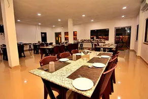 La Macaw Resort - Image 2