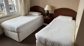 The Rose and Crown Hotel - Image 4
