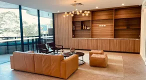 Cozy Box Hill Apartment - Image 4