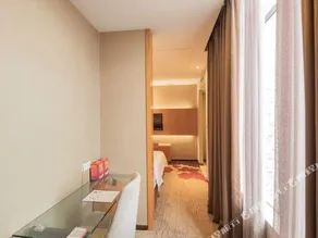 Bai Li Holiday Hotel (Enping Aofeng Square) - Image 5