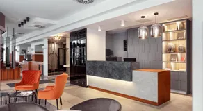 Astoria Hotel - Image 2