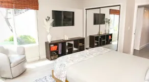 Star of the Sea Oceanfront Escape w Views - Image 2