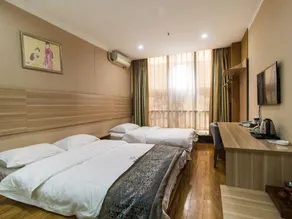 Kaifeng Hotel (Chongqing Nanping Pedestrian Street) - Image 2