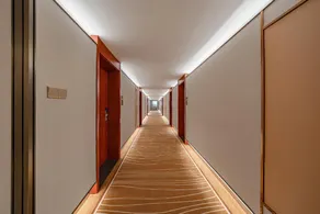 Kunming Dianchi International Hotel - Image 5