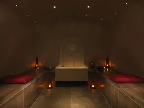 Dolphin House Serviced Apartments - Image 3