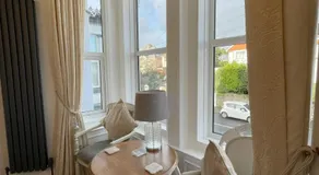 Trefoil Guest House - Image 2