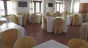 Saranga Holiday Inn - Image 2