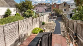 Stunning- The Nautilus Bungalow Cowes IOW - Image 5