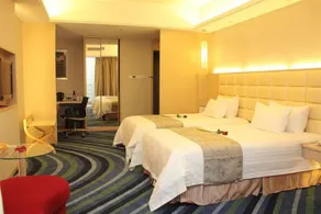 Laguna Hotel - Image 5