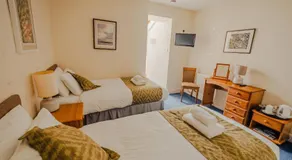 Lochranza Country Inn - Image 2