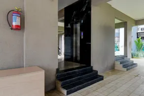 Super Collection O Katraj Bus Stop Formerly Indu Ville - Image 4