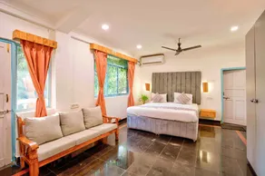 The Lagroo House - Image 5