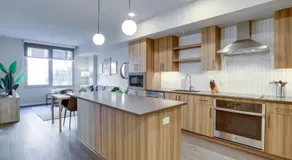 Gorgeous 1 Bedroom At Clarendon With Gym and Rooftop - Image 2