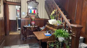Colonial Charm Inn  - Image 4