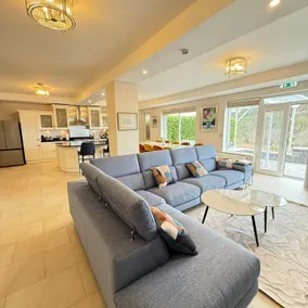 Castle View House - Image 3