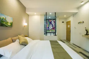 Lakeside Memory Inn Guilin - Image 3
