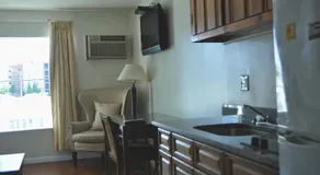 Spindrift Motel - Image 4