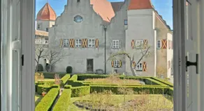 Schlosshotel Harburg - Image 3