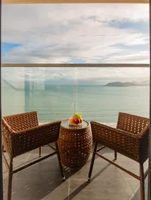 Grand Gosia Hotel - Image 4
