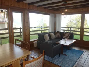 Cozy Apartment With Mountain Views - Image 2