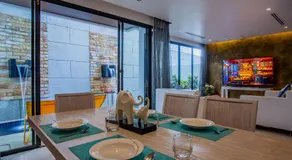 Naiharn Beach Villa - Image 4