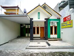 OYO 90869 Happy Homestay Syariah - Image 3