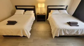 Beverly Hills Nest - Image 3