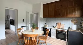 Mountain View Apartment - Image 3