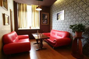 Hotel Nostalgia - Image 4