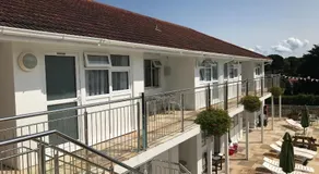 Del Mar Court - Image 4