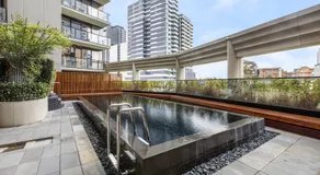 South Yarra - Sleep 6 Baby Stay - Pool View & Car - Image 3