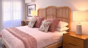 Between the City and the Sea w/ King Size Bed - Image 2