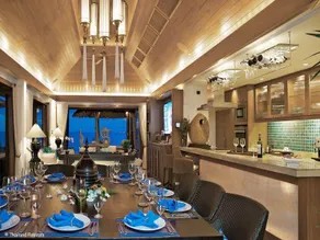 Perfect for wedding, family and friends vacations - Image 5