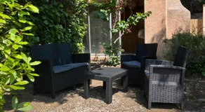 Jolie maison de village à Grimaud - Image 4