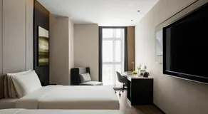 Atour Hotel North Square of Urumqi High-Speed Rail Station - Image 3
