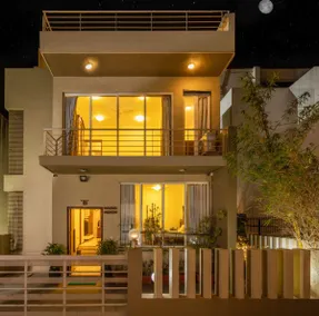 Victoria 3BHK Pvt Pool Villa by Seven Sands - Image 2