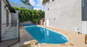 Elegance Escape Sleeps 10 Pool with Jacuzzi - Image 2