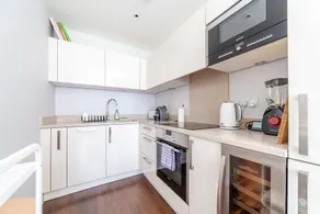 Cosy Central Urban Retreat in Highbury & Islington - Image 4