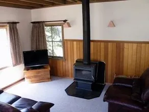 Hi Plains Garadyigan Chalet - Image 3