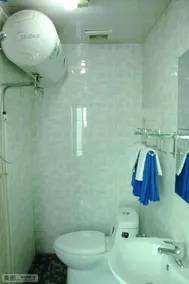 Asahi Hotel - Image 5